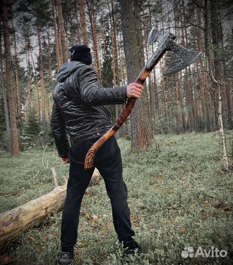Топор кованый двусторонний ручной работы