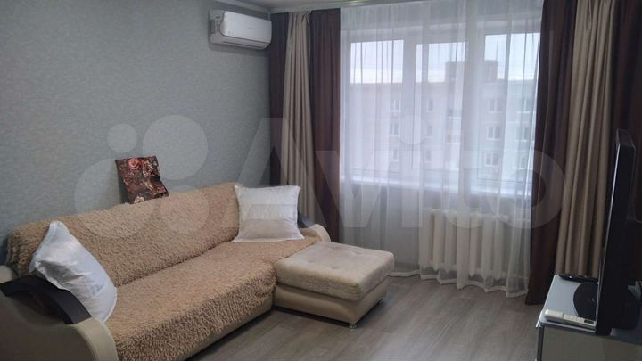 2-к. квартира, 52 м², 9/9 эт.