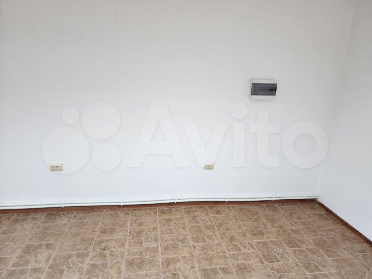 Отдельное здание 100 м2 с землёй 1.2 сотых (Свобод