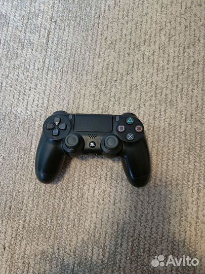 Геймпад Sony Dualshock 4