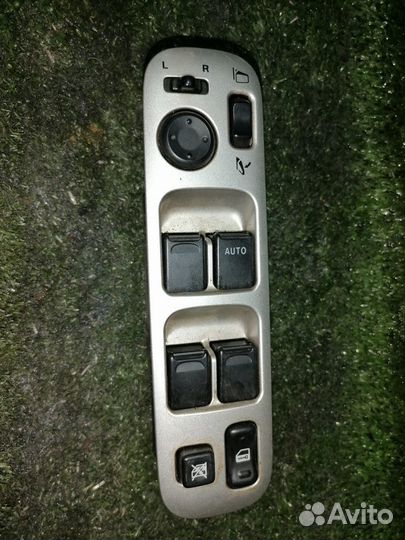 Блок управления стеклоподъемниками Suzuki Aerio RA