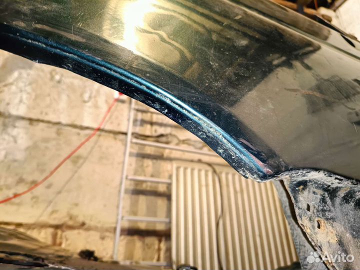 Крыло левое заднее subaru legacy bg5 bg7 bg9