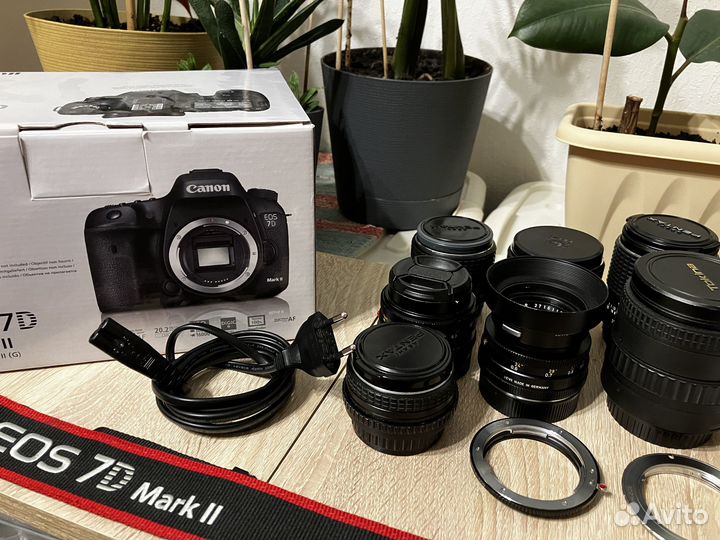 Фотоаппарат Canon EOS 7D Mark II