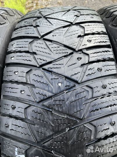 Dunlop Ice Touch 215/65 R16
