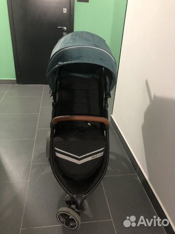 Коляска прогулочная