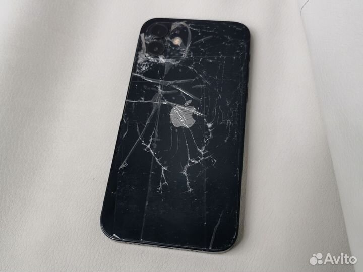 iPhone 12, 64 ГБ