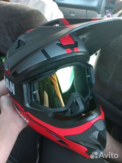 Продам шлем soman