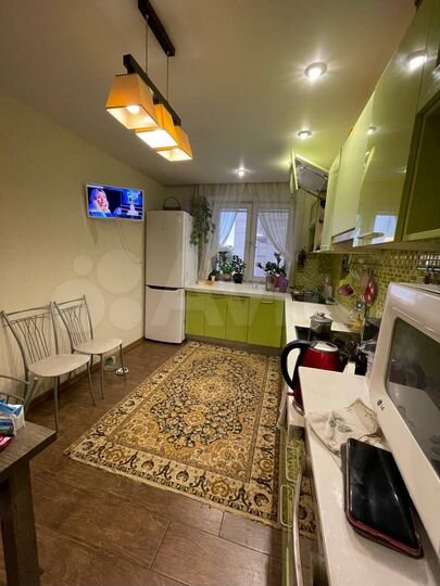 3-к. квартира, 77 м², 4/12 эт.