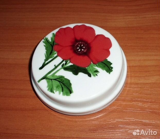 Крышка рисунок Мак