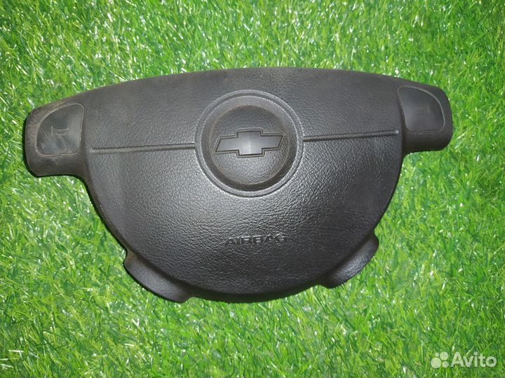 Подушка безопасности в руль Chevrolet Lacetti