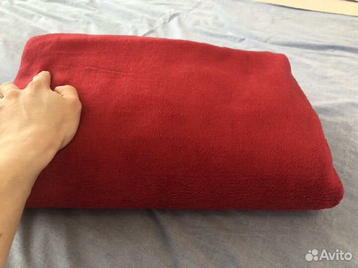 Пледы и покрывало бу