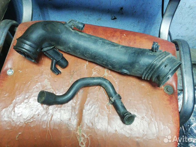 Патрубок воздушного фильтра Ситроен C5 ll