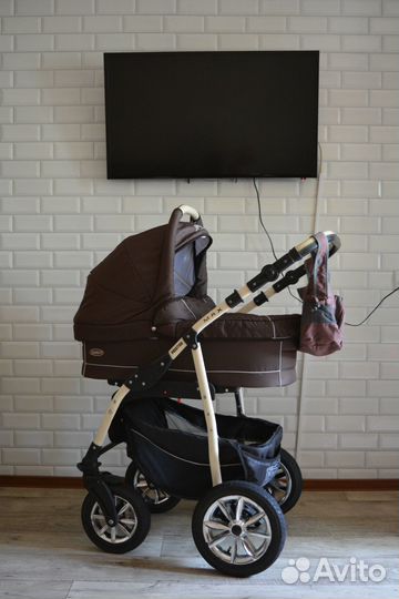 Детская коляска 3 в 1