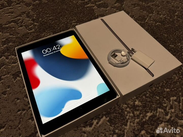 Планшет apple iPad 7 32гб