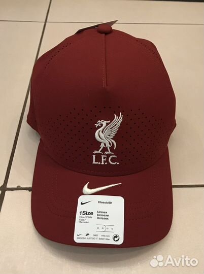 Новая бейсболка Nike Classic99 FC Liverpool