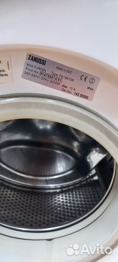 Стиральная машина zanussi