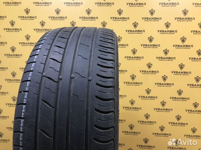 Royal Black Royal Performance 215/35 R18 84W