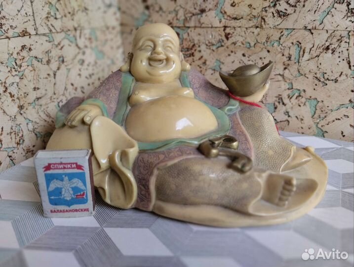 Статуэтки буддистские