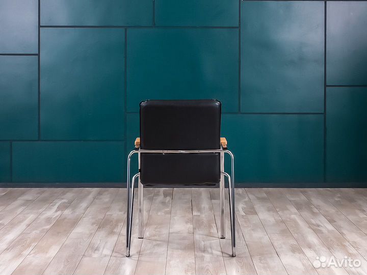 Кресло для конференций самба Россия