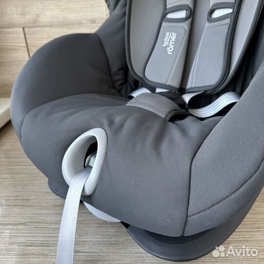 Детское автокресло 9 до 18 кг britax romer king