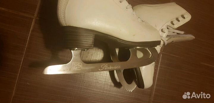 Детские коньки р.29