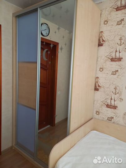 Шкаф купе с зеркалом бу