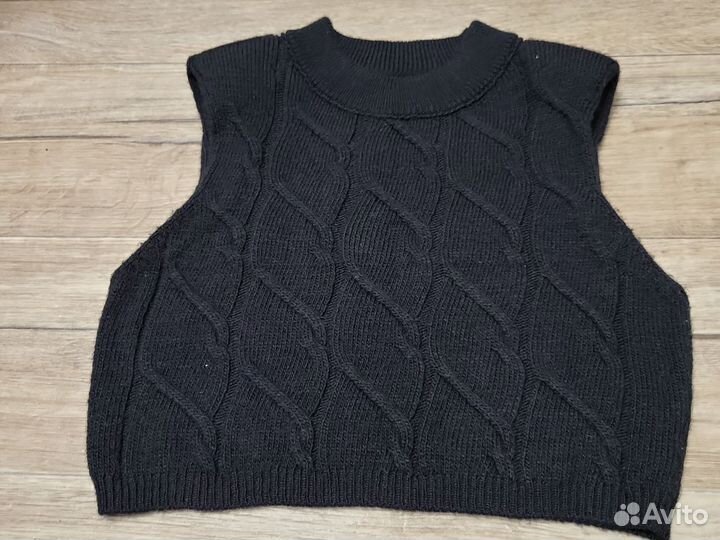 Жилетка ASOS вязаная короткая женская 44/46 размер