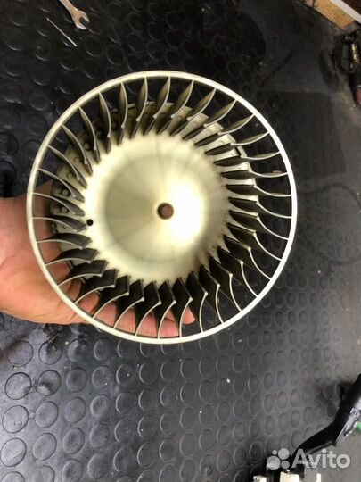 Моторчик печки Land Rover Range Rover 3