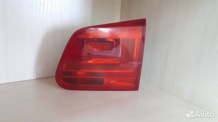 Фонарь задний правый Volkswagen Tiguan 5N1 2015