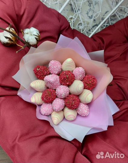 Клубника в шоколаде, букет из клубничек
