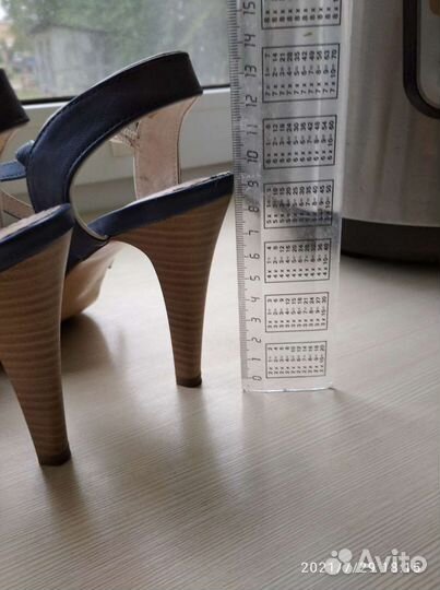 Босоножки женские 37 размер натуральная кожа