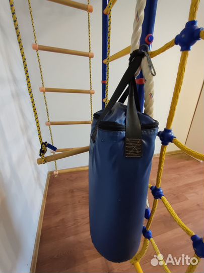 Шведская стенка с турником и брусьями