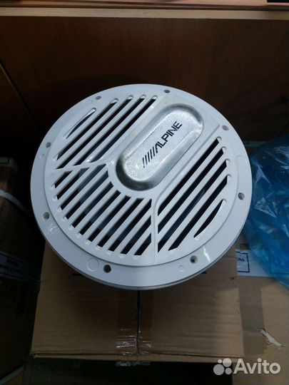 Сабвуфер морской Алпайн Swr-M100 влагостойкий