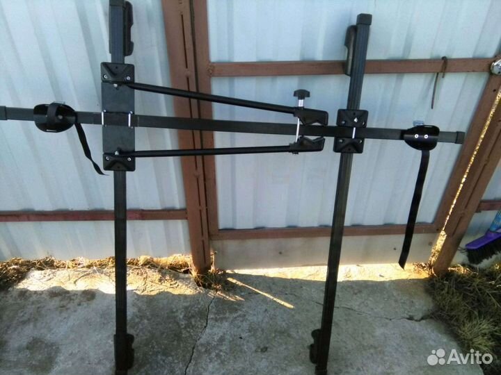 Велокрепление на крышу автомобиля Атлант