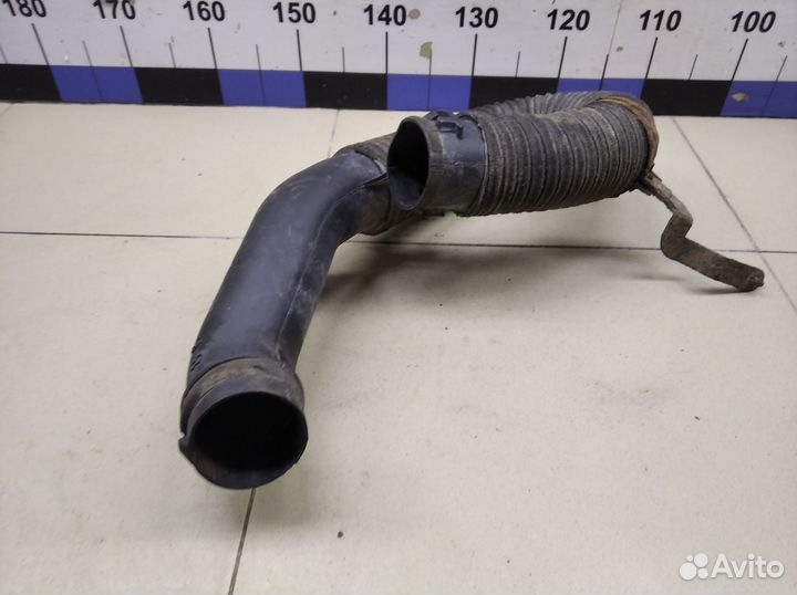 Патрубок воздушного фильтра Corolla E15 2006-2013