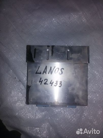 Блок управления двигателя Chevrolet Lanos 96391857