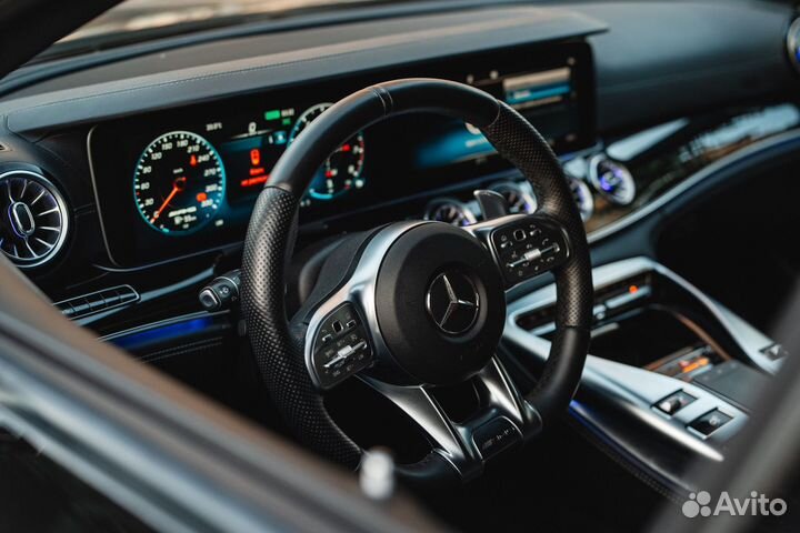 Аренда авто Mercedes AMG GT — Прокат премиум машин