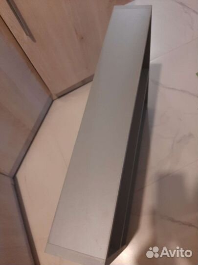 Полка на подоконник для цветов