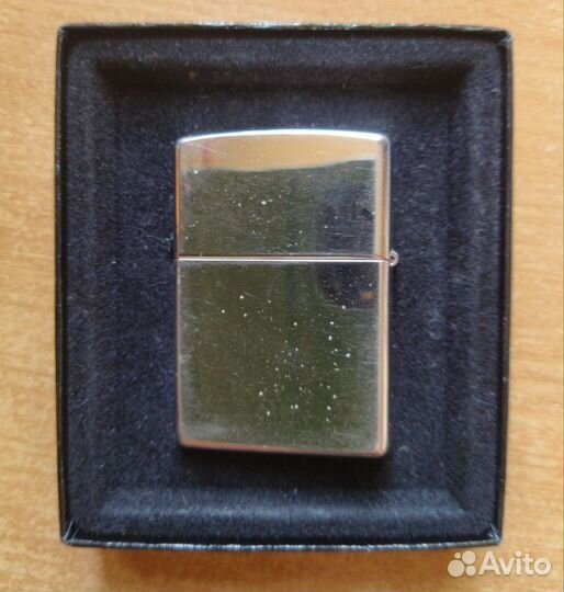 Зажигалка бензиновая zippo