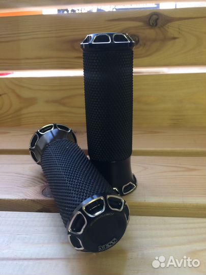 Грипсы Harley Davidson Arlen Ness electra