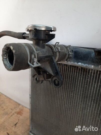 Радиатор основной Toyota Yaris хэтчбэк 5 дв. 1.3