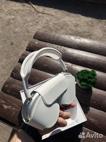 Apple AirPods Max серебристые