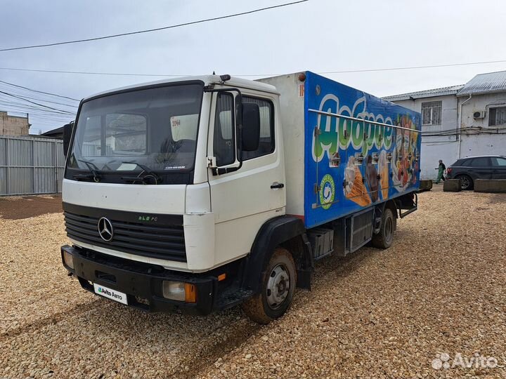 Mercedes-Benz 814, 1998