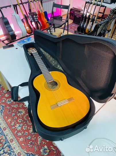 Кейс для классической гитары