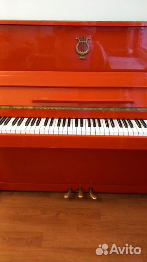 Пианино Рифей красное