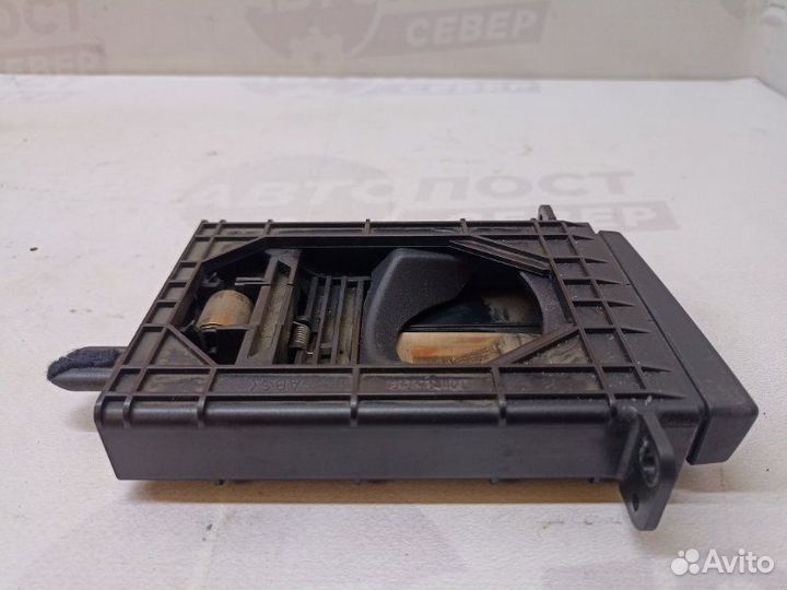 Подстаканник Toyota Avensis ZZT251 1ZZ-FE 2008