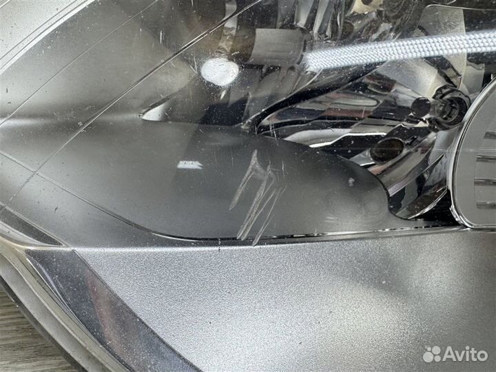 Фара галогеновая левая Volkswagen Passat CC