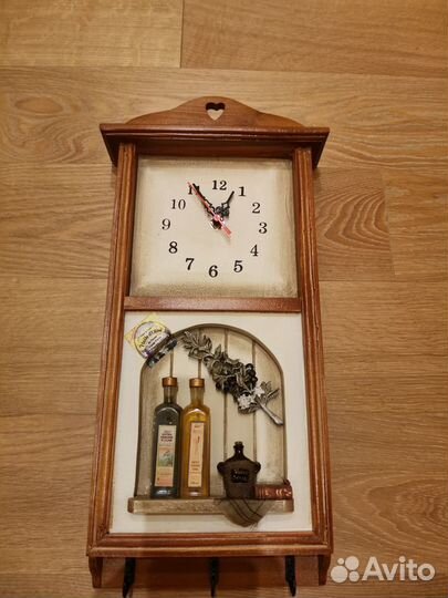 Часы настенные