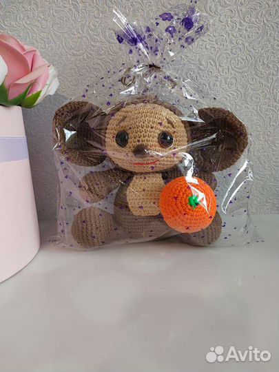 Чебурашка и мандарин