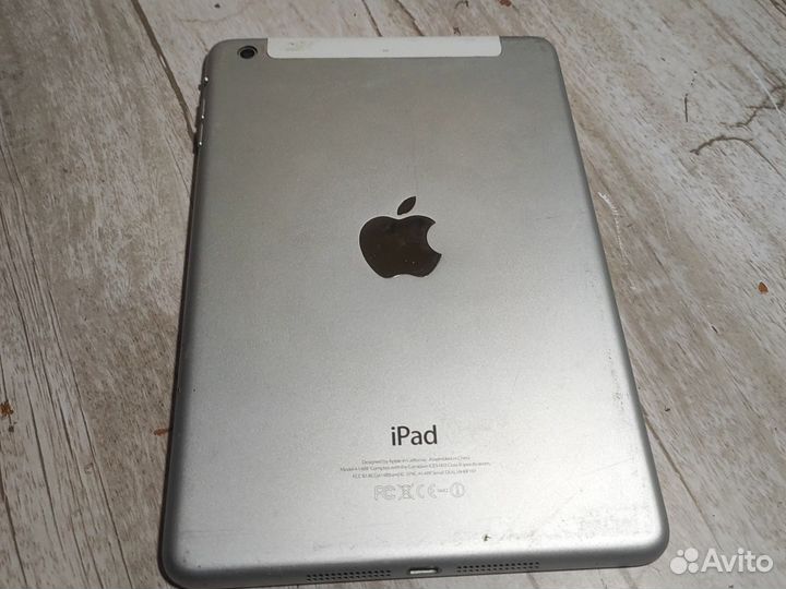 iPad mini 2 a1489 на запчасти